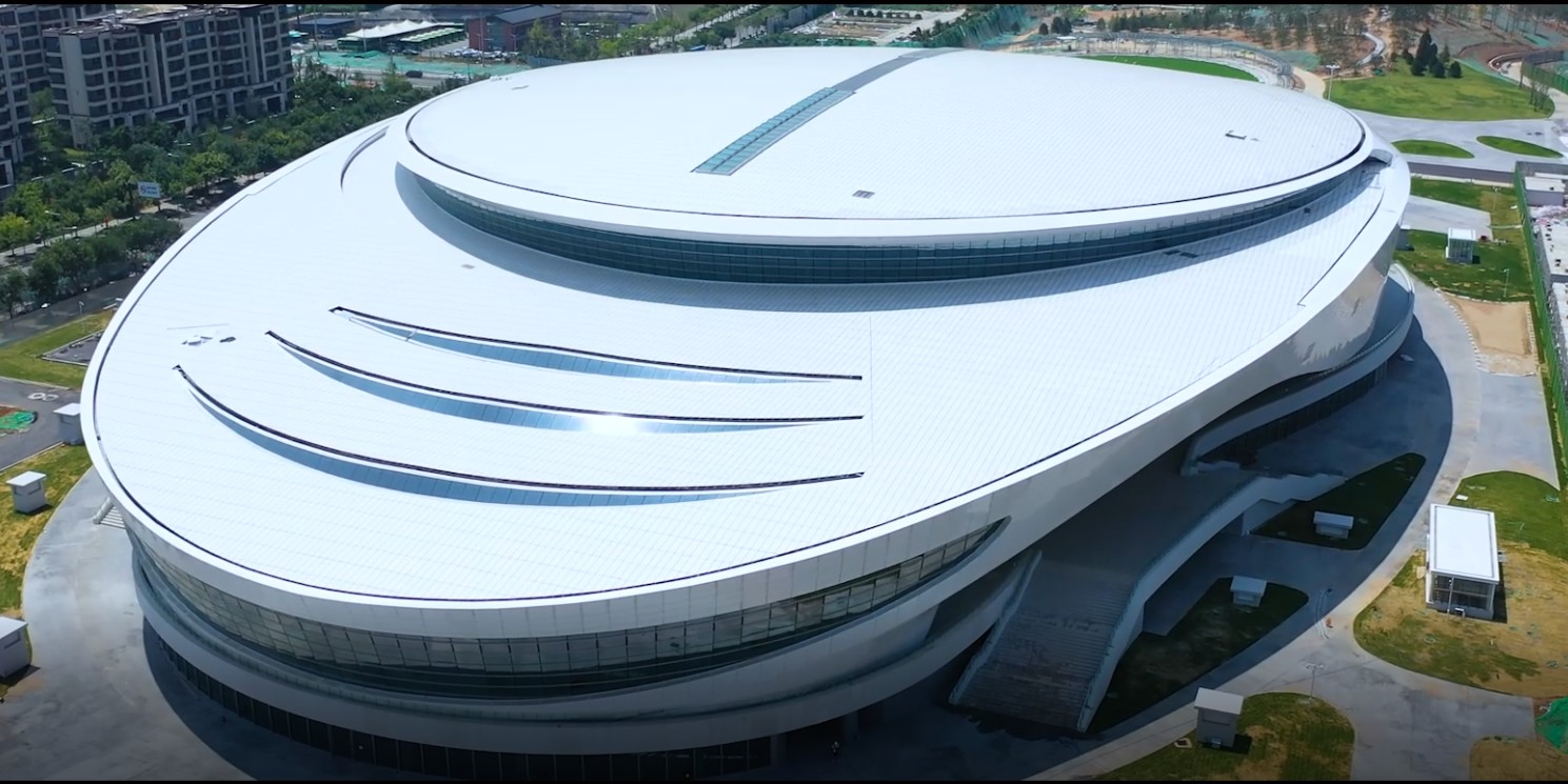 当灵动双曲面遇见品质装配式——江河幕墙助力西安曲江电竞产业园完美绽放